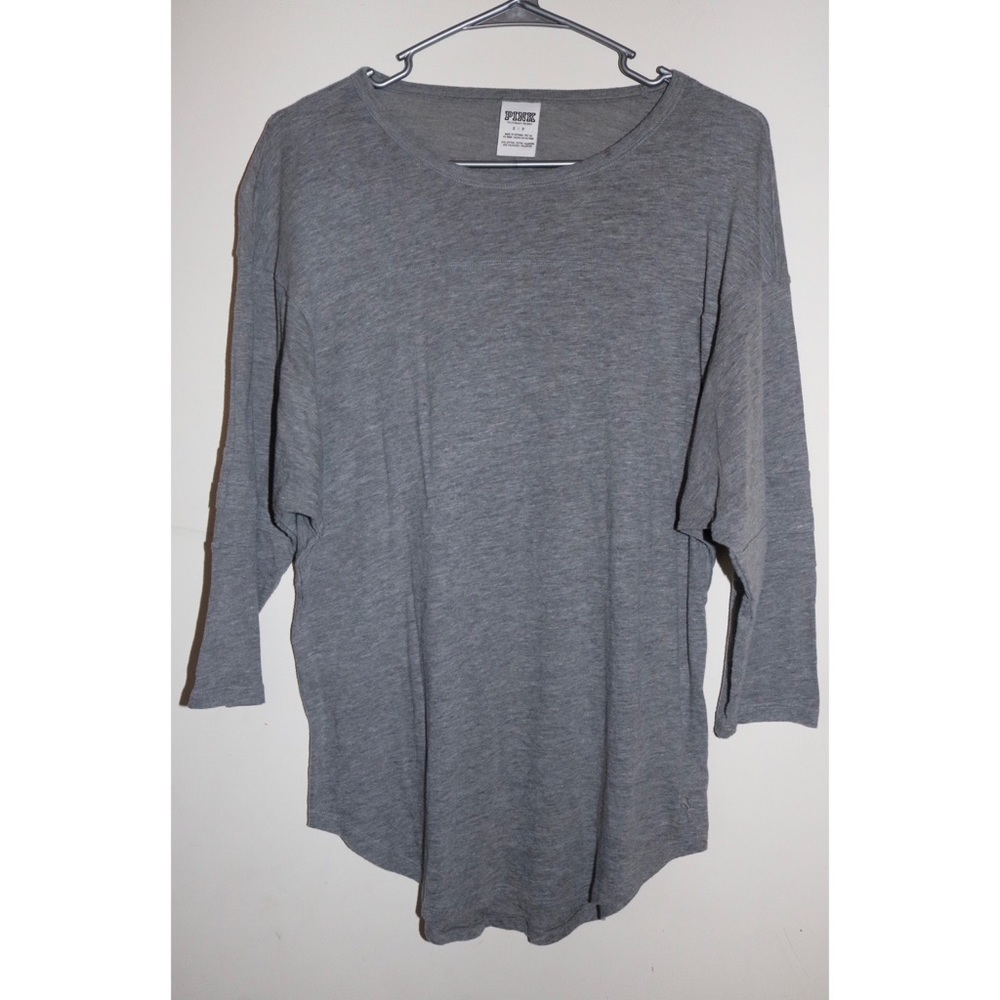 🕊4//$20 • Victoria’s Secret Pink Quarter Sleeve Shirt